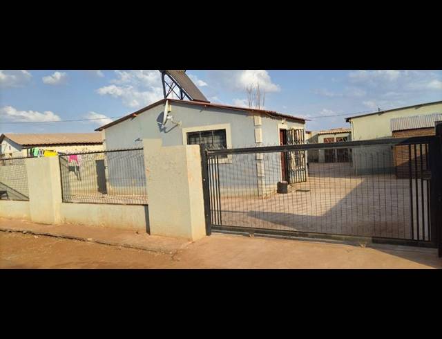 2 BEDROOM HOUSE FOR SALE IN SOSHANGUVE SOUTH
